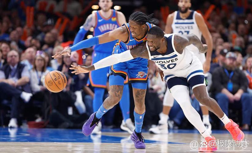 6月14日总决赛:雷霆对阵步行者 杰伦·威廉姆斯精彩表现 6月14日总决赛:雷霆对阵步行者 杰伦·威廉姆斯精彩表现